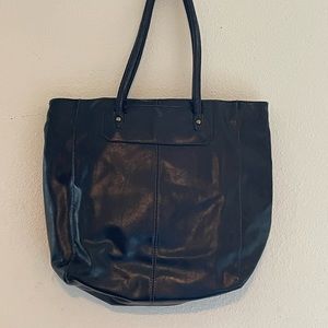 Black purse, padded iPad or tablet compartment
